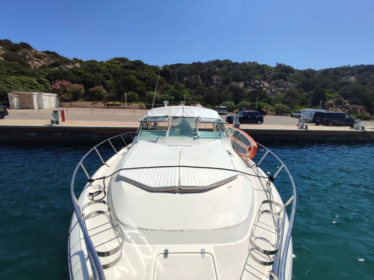 Tiara Open 37 da affittare a  Porto Rotondo