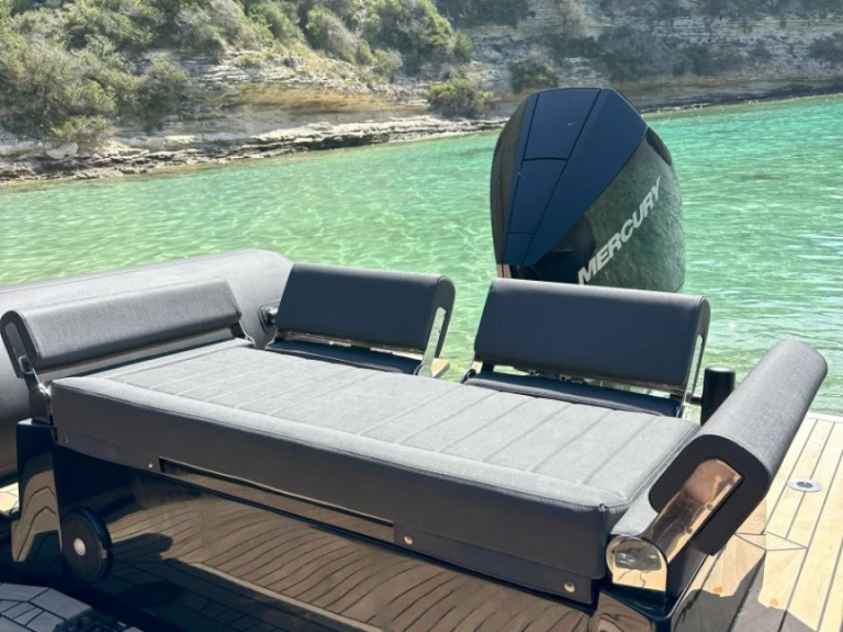 Gommone a noleggio a Bonifacio al miglior prezzo