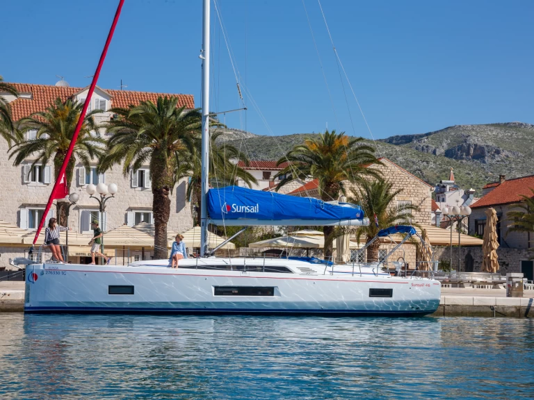 Noleggio Barca a vela con o senza skipper Bénéteau a Gouviá