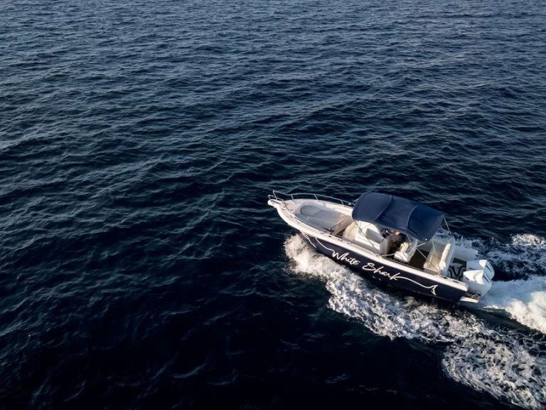Noleggio Barca a motore Kelt con patente nautica