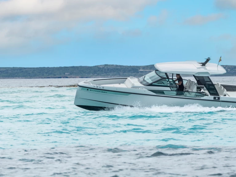 Barca a motore a noleggio a Ibiza Town al miglior prezzo