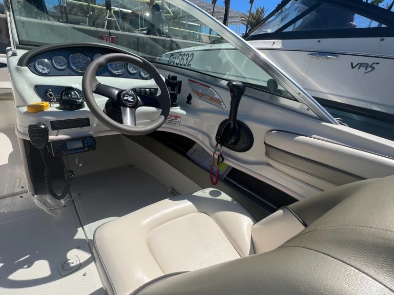 Noleggiare una Sea Ray Sea Ray 195 Sport a Barcellona