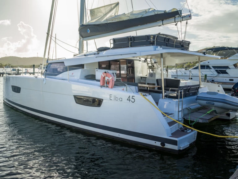 Catamarano a noleggio a Tortola al miglior prezzo
