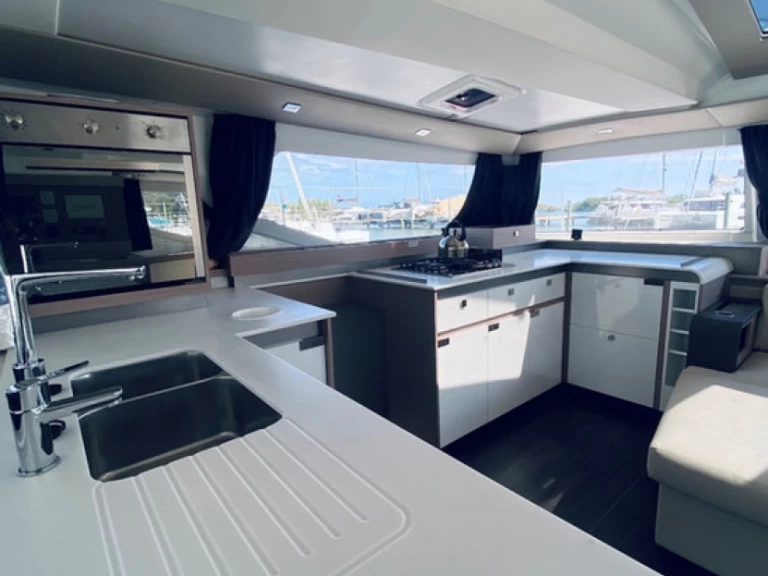 Noleggio barche Fountaine Pajot Elba 45 a Tortola su Samboat