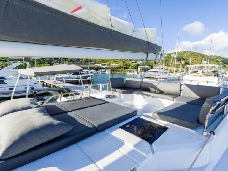 Noleggio barche Fountaine Pajot Elba 45 a Tortola su Samboat