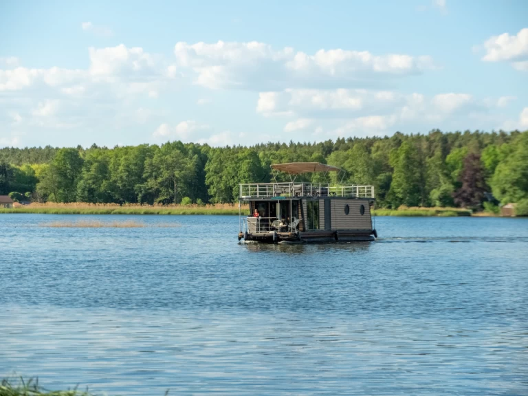Noleggio barche WOMA Woma D13 a Fürstenberg/Havel su Samboat