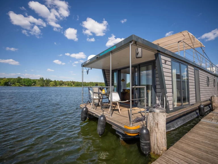 Noleggio Houseboat con o senza skipper WOMA a Fürstenberg/Havel