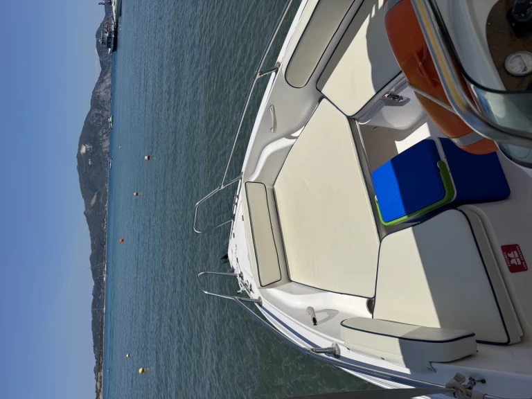 Noleggiare una Olympic 520 a Zante