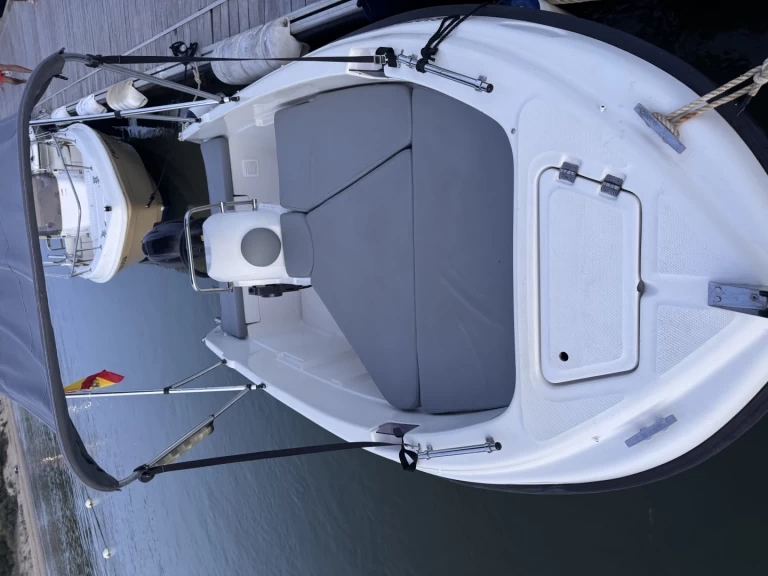 Noleggiare una Compass Compass 150 CC a El Portil