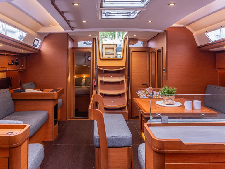 Dufour Dufour 56 Exclusive da affittare a  Furnari