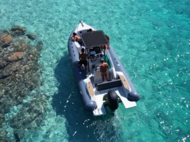 Noleggio Gommone con o senza skipper Capelli a Palau