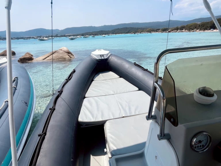 Noleggio a Santa Giulia – Joker Boat Coaster 470 su SamBoat
