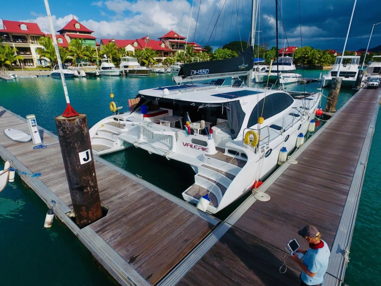 Noleggio Catamarano a Mahé – Sea Tribe Yachts Sea-Tribe DH550