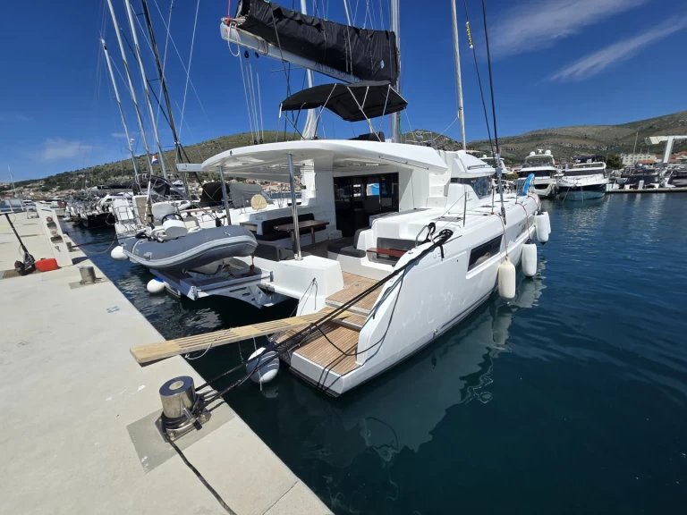 Noleggio Catamarano a Seget Donji – Lagoon Lagoon 50