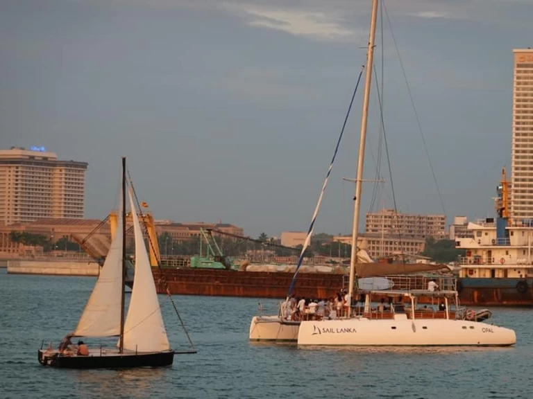 Noleggio Catamarano con o senza skipper Ceycat'53 a Colombo