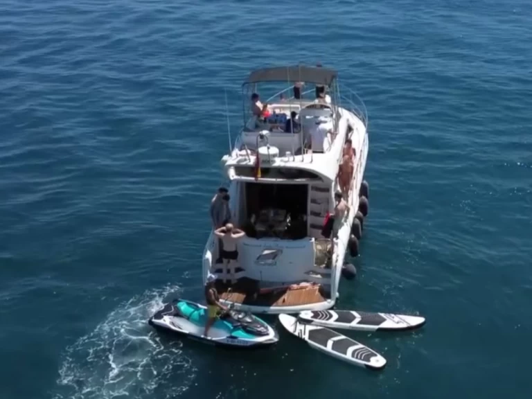 Noleggio barche Doqueve Majestic 46 Fly a Marbella su Samboat