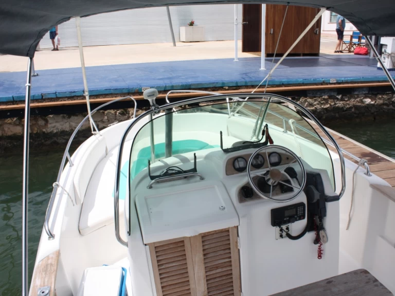 Jeanneau Cap Camarat 625 da affittare a  Fornells