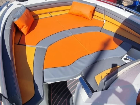 Barca a motore a noleggio a Marina San Miguel al miglior prezzo