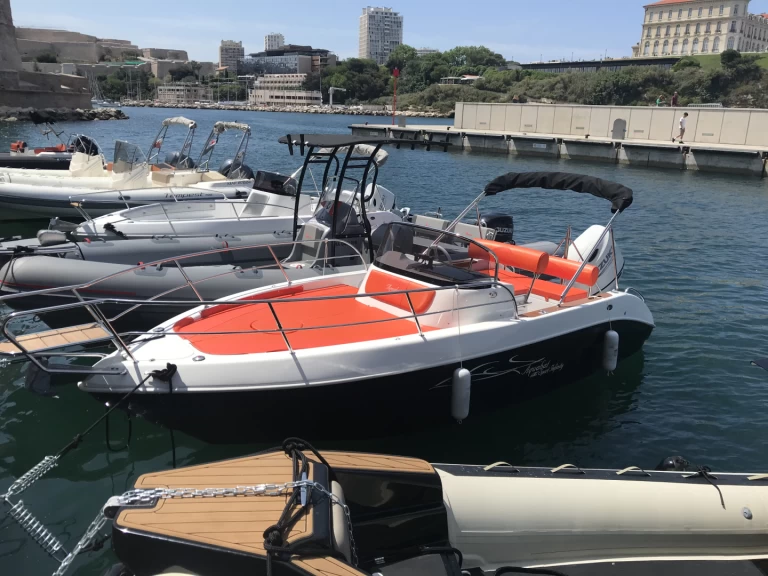 Noleggio Barca a motore a Six-Fours-les-Plages – Aquabat SPORT INFINITY 21