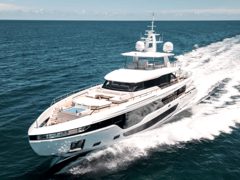 Noleggiare una Azimut Grande 36M a Miami