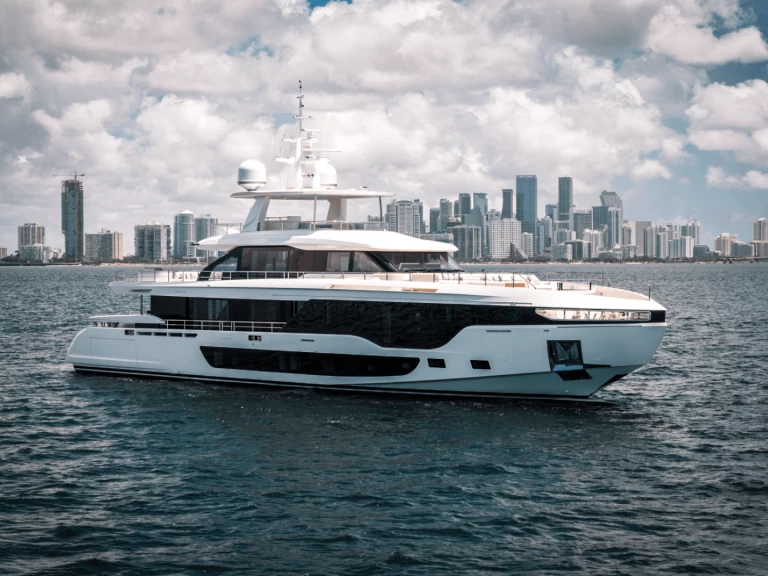 Noleggio Yacht di lusso a Miami – Azimut Grande 36M