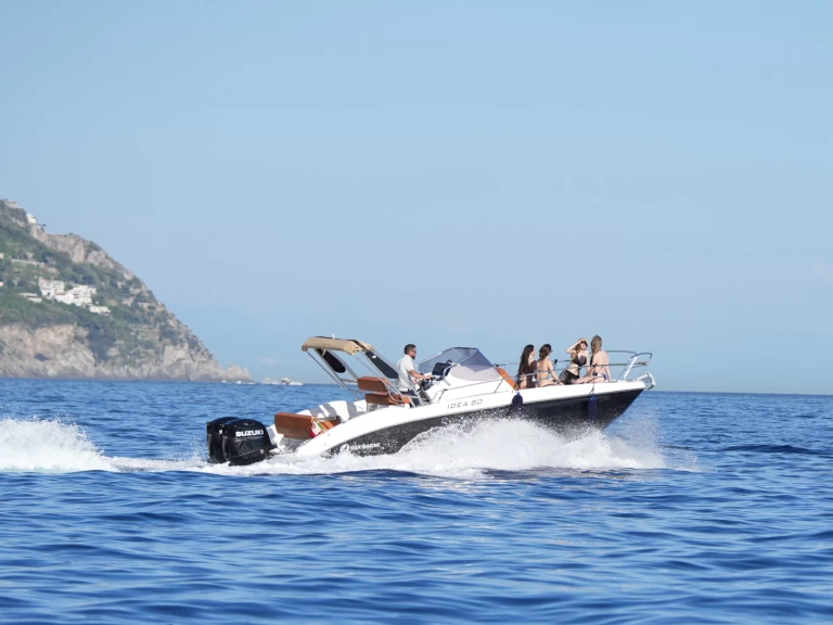 Noleggiare una Idea Marine IDEA 80 a Positano
