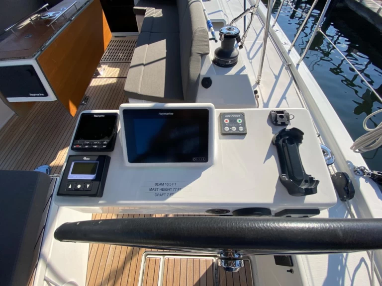 Noleggiare una Dufour Dufour 530 a Annapolis