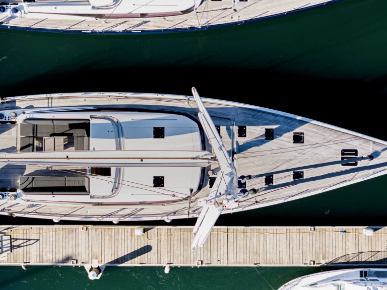 Noleggio Barca a vela con o senza skipper Cnb a San Fiorenzo