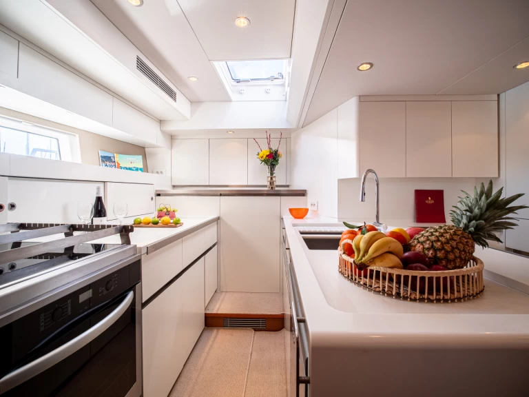 Noleggio Barca a vela Cnb con patente nautica