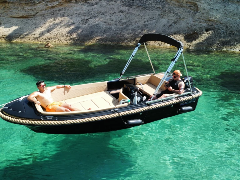 Noleggio barche Silent Yachts 525 a Sant Antoni de Portmany su Samboat