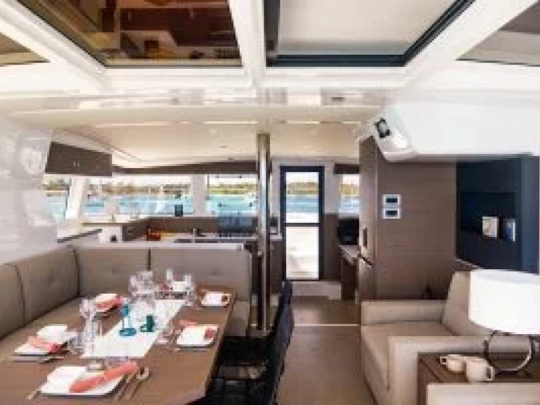 Noleggio Catamarano con o senza skipper Bali a Nizza