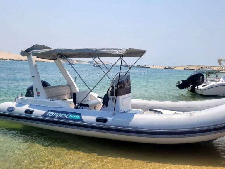 Noleggio barche Capelli Tempest 600 a Grand Piquey su Samboat