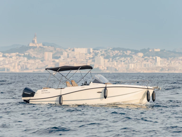 Quicksilver Activ 755 Sundeck da affittare a  Marsiglia