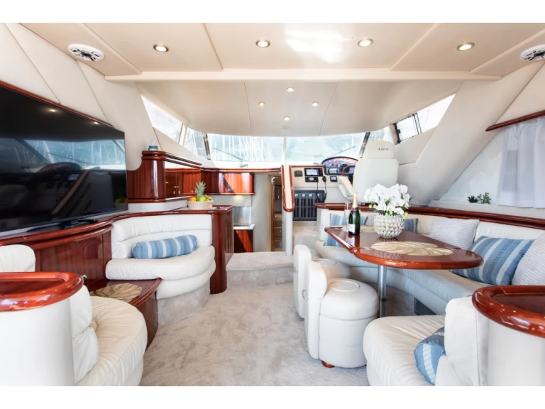 Noleggio a Kaštel Gomilica – Sunseeker Sunseeker Manhattan 48 FLY su SamBoat