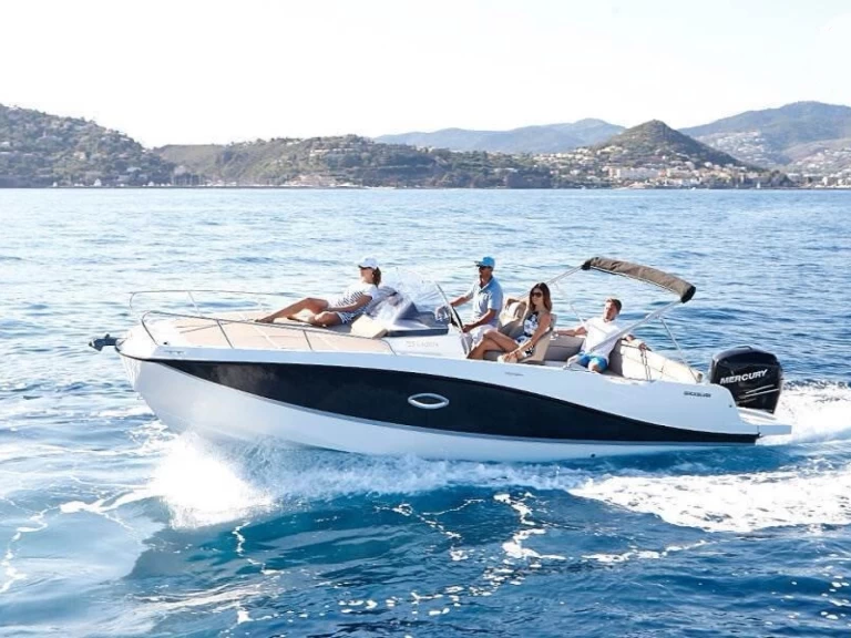 Noleggio barche Quicksilver Activ 755 Sundeck a Palma de Maiorca su Samboat