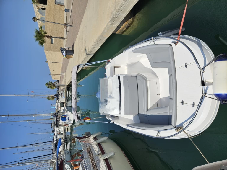 Noleggio Barca a motore Remus con patente nautica