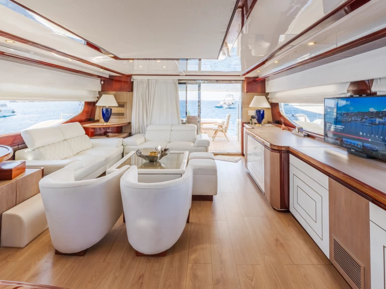 Noleggio barche Órmos Bay economico Posillipo Technema 80