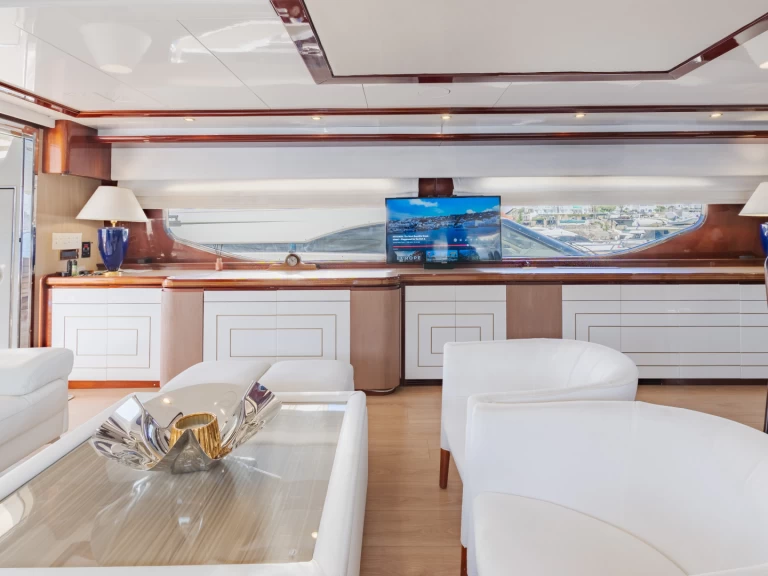 Noleggiare una Posillipo Posillipo Technema 80 a Órmos Bay