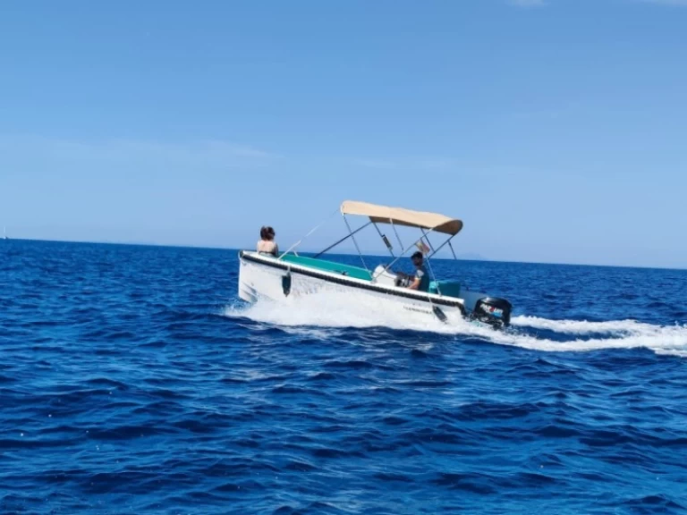 Noleggio Barca a motore Marion con patente nautica