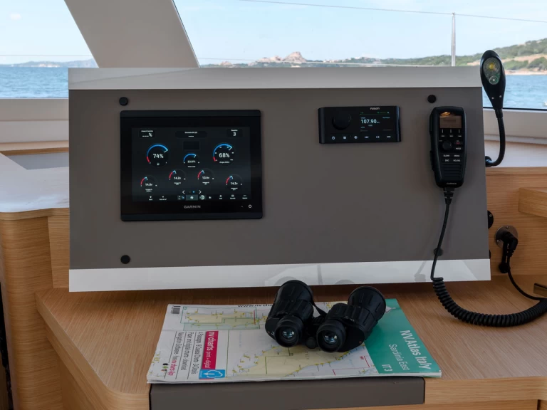 Noleggio Catamarano Fountaine Pajot con patente nautica