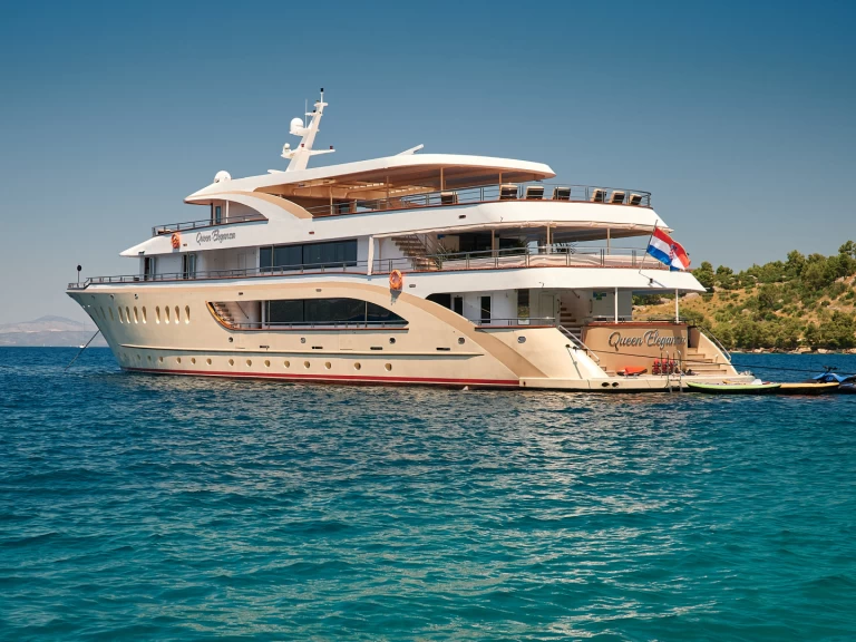 Noleggiare una  Motoryacht Queen Eleganza a Spalato