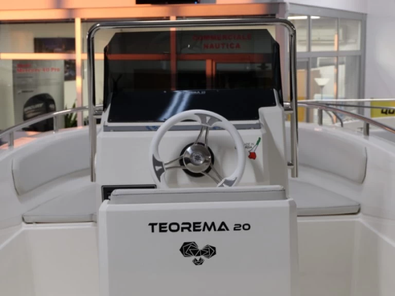 Noleggio a Sorrento – Teorema Teorema 20 su SamBoat
