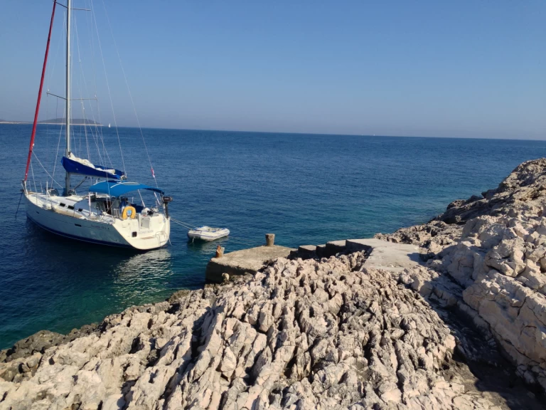 Noleggio a Vis – Bénéteau Oceanis 373 su SamBoat