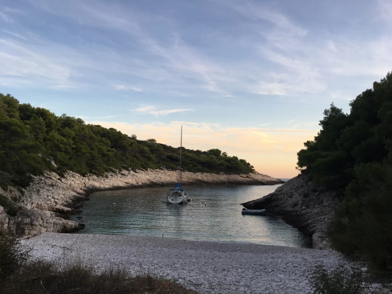 Noleggio barche Vis economico Oceanis 373