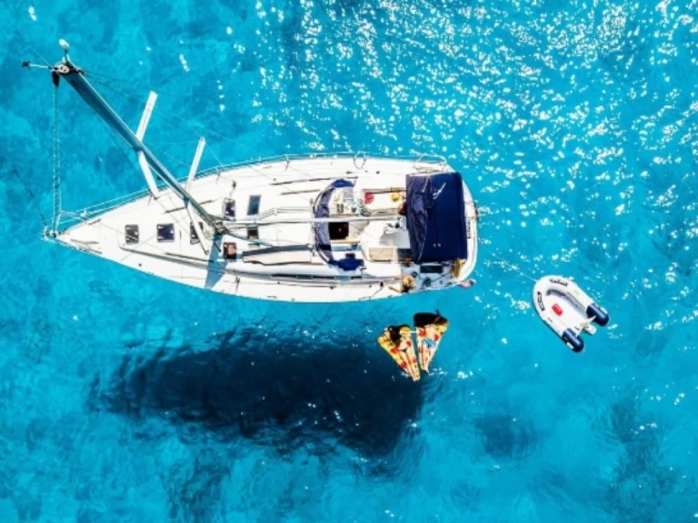 Barca a vela a noleggio a Ibiza Town al miglior prezzo