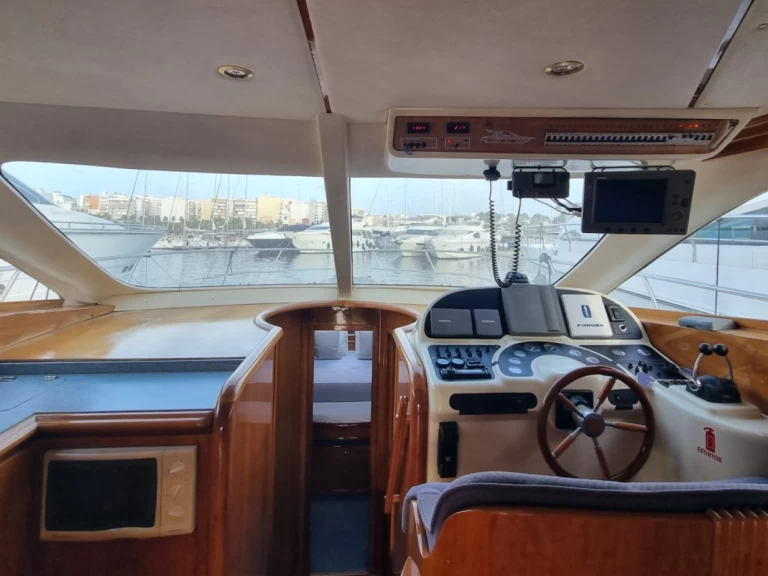 Barca a motore a noleggio a Palma de Maiorca al miglior prezzo