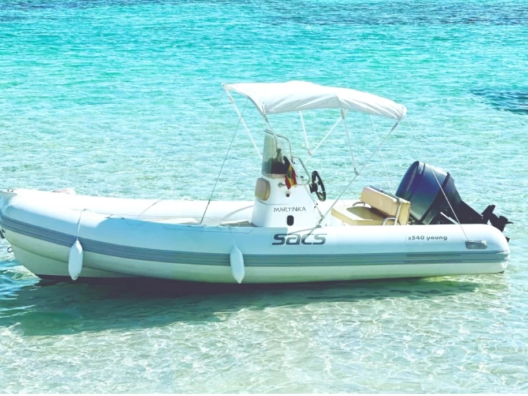 Gommone a noleggio a Ibiza Town al miglior prezzo