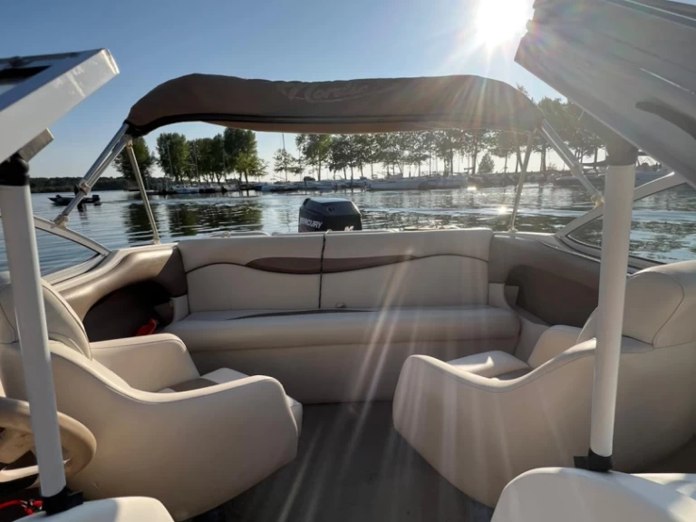 Noleggio Barca a motore Nordic con patente nautica