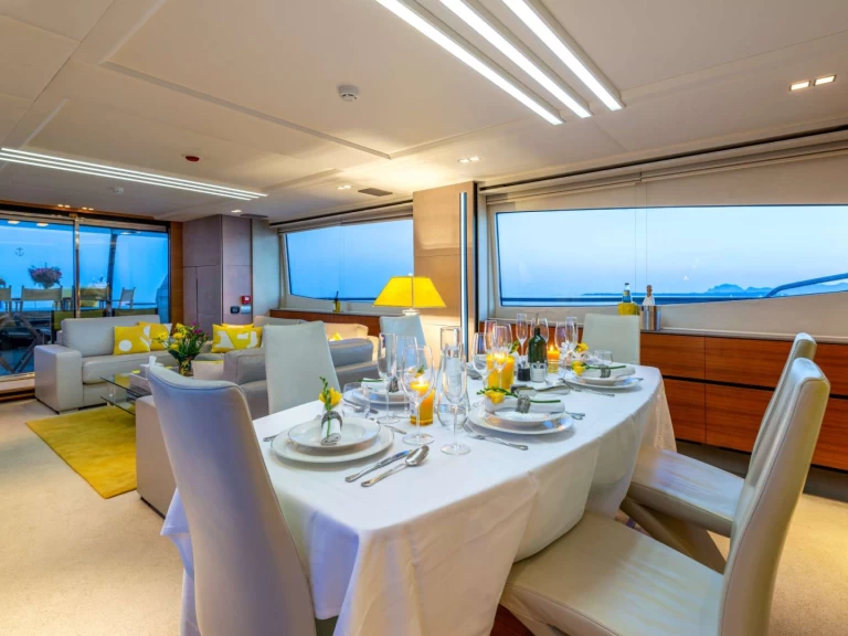 Noleggio a Cannes – Peri Yachts Quantum su SamBoat