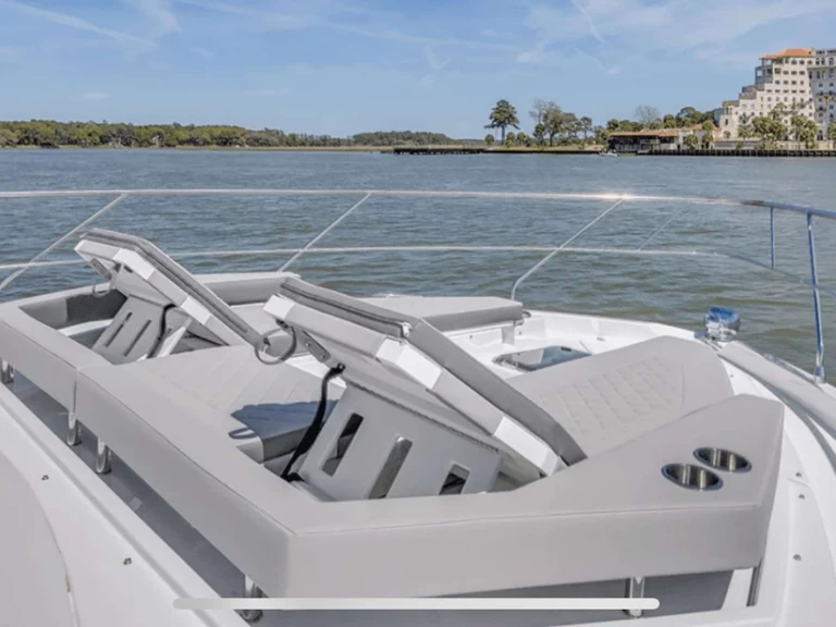 Noleggio Yacht di lusso a Delray Beach – Cruisers TriFecta